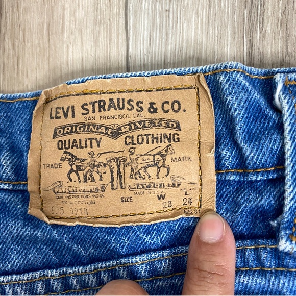 Vintage Levi's Orange Tab Straight Leg Crop Jeans W28 L24 - Picture 9 of 14